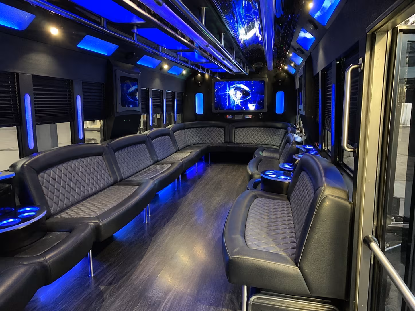 pinellas park 28 passenger party bus interior