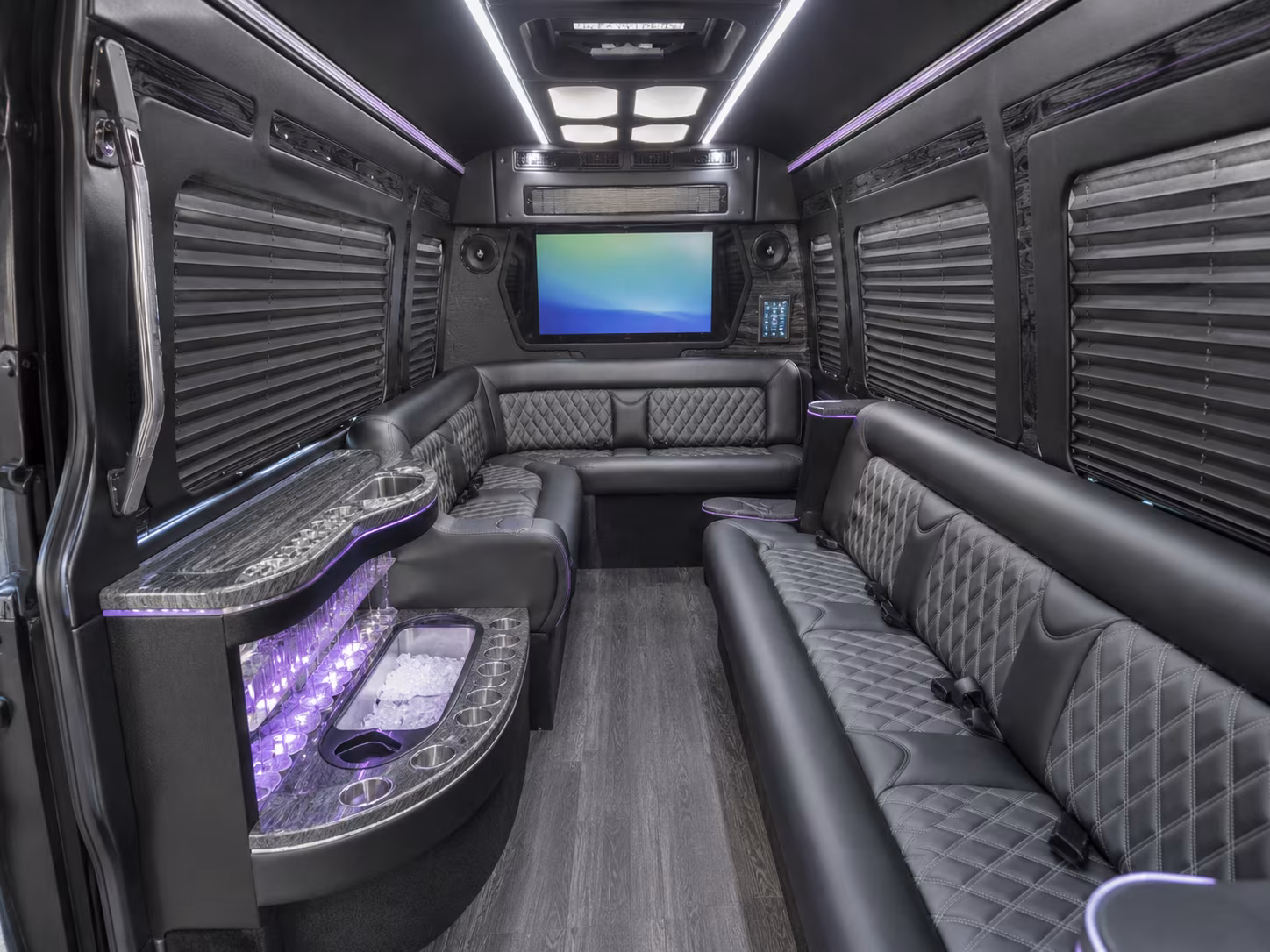 pinellas park 30 passenger party bus