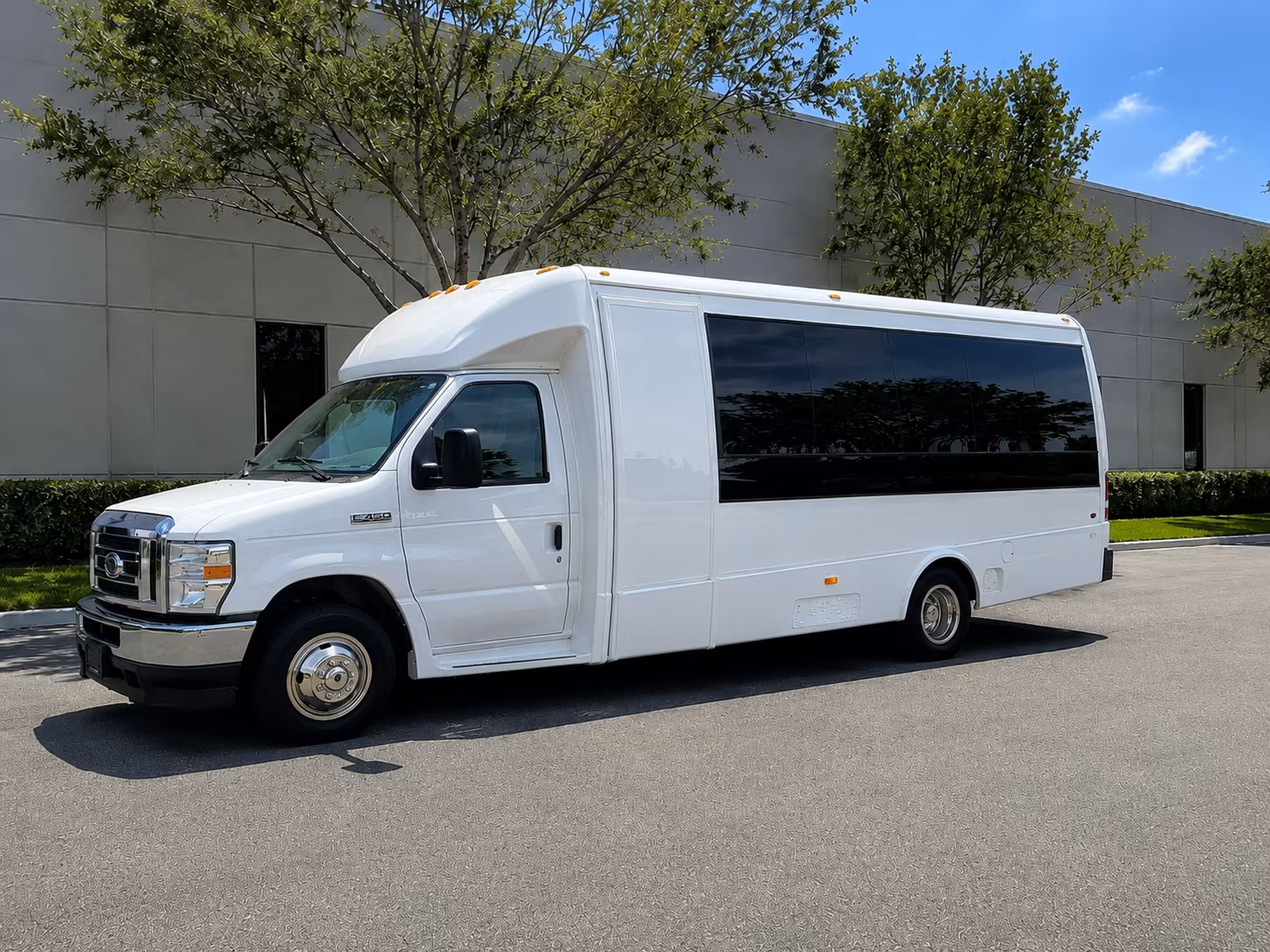 pinellas park wine tour brewery transportation onboard